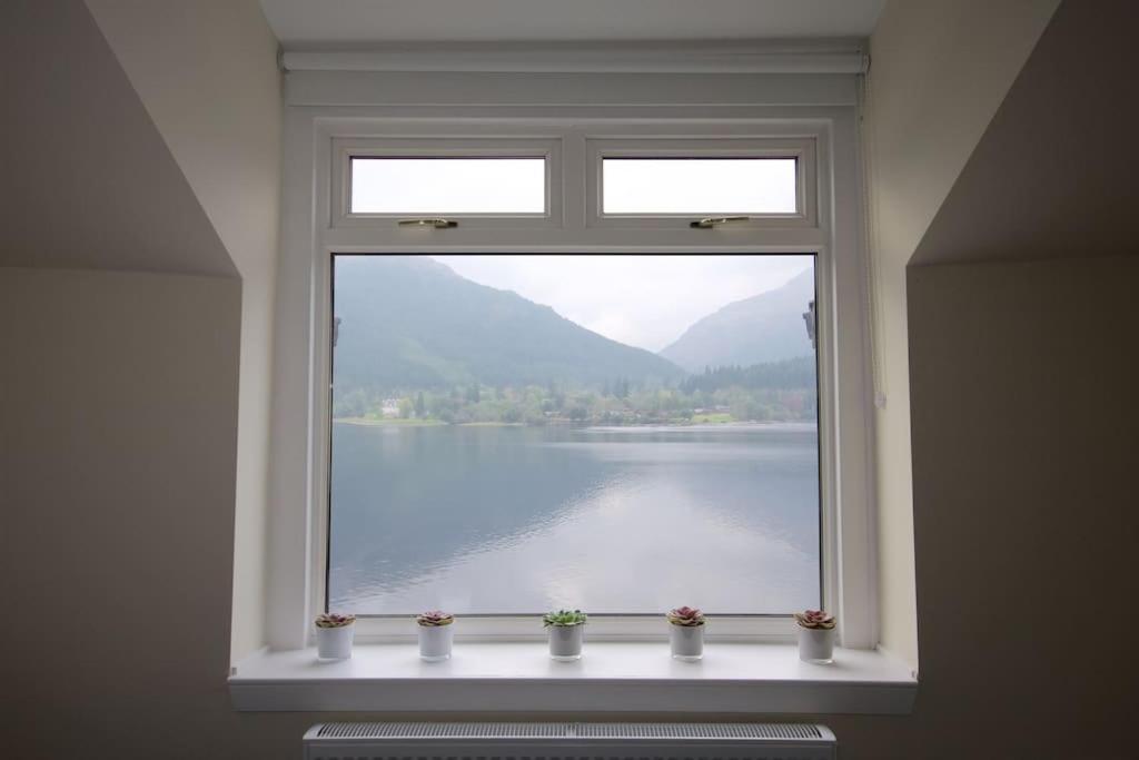 Rossmay House - 4 Bedroom Scottish Villa With Waterfront / Mountain Views Arrochar Zewnętrze zdjęcie