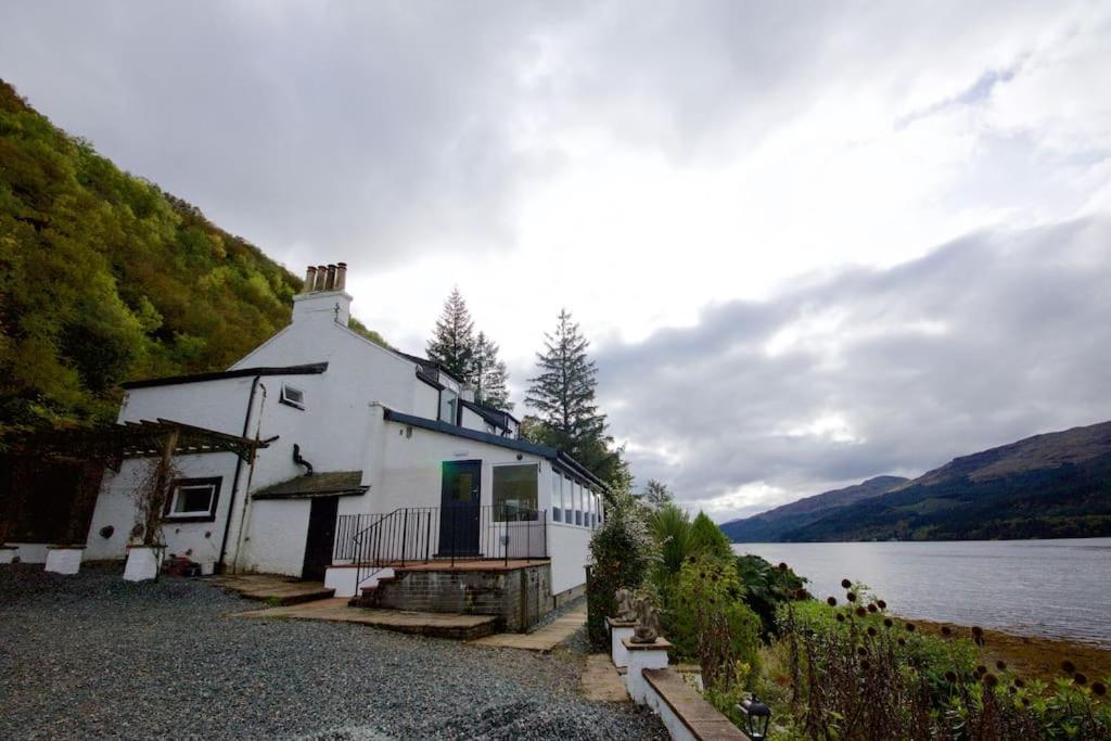 Rossmay House - 4 Bedroom Scottish Villa With Waterfront / Mountain Views Arrochar Zewnętrze zdjęcie
