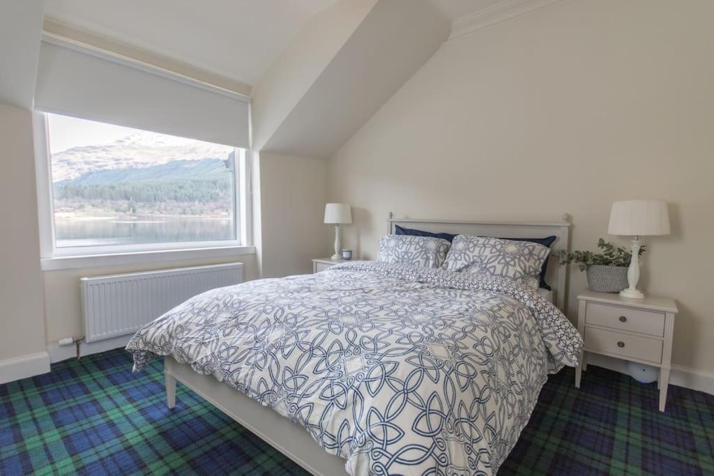 Rossmay House - 4 Bedroom Scottish Villa With Waterfront / Mountain Views Arrochar Zewnętrze zdjęcie